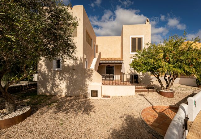 Villa in Sant Francesc de Formentera - CAN NOVES-Villa mit Terrasse und Grill in zentraler und ruhiger Lage