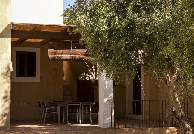 Villa in Sant Francesc de Formentera - Villa mit Terrasse und Grill mit allen Annehmlichkeiten ausgestattet Villa in Sant Francesc de Formentera - Villa mit Terrasse und Grill mit allen Annehmlichkeiten ausgestattet