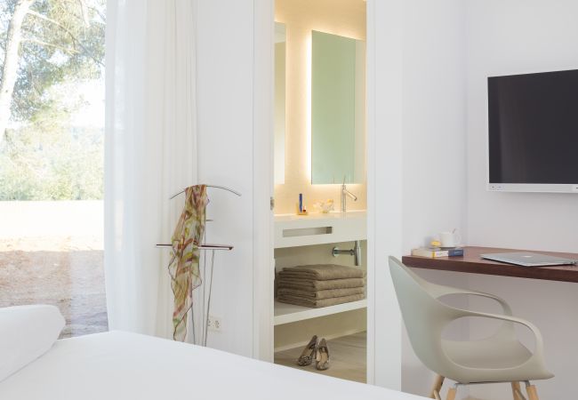 Villa in Santa Eulalia des Riu - Can Rafalet - Modern style&brand new villa with pool, garden and  BBQ Villa in Santa Eulalia des Riu - Can Rafalet - Modern style&brand new villa with pool, garden and  BBQ