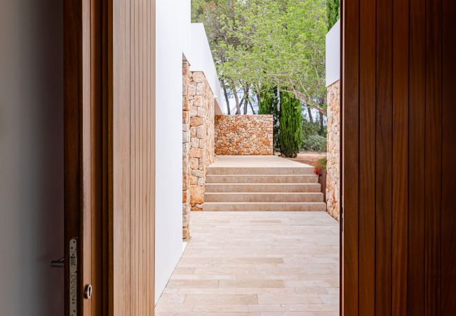 Villa in Santa Eulalia des Riu - Can Rafalet - Modern style&brand new villa with pool, garden and  BBQ Villa in Santa Eulalia des Riu - Can Rafalet - Modern style&brand new villa with pool, garden and  BBQ