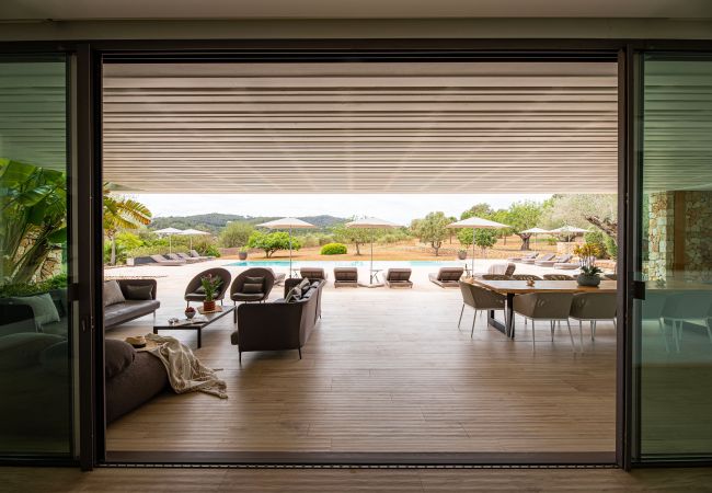 Villa in Santa Eulalia des Riu - Can Rafalet - Modern style&brand new villa with pool, garden and  BBQ Villa in Santa Eulalia des Riu - Can Rafalet - Modern style&brand new villa with pool, garden and  BBQ