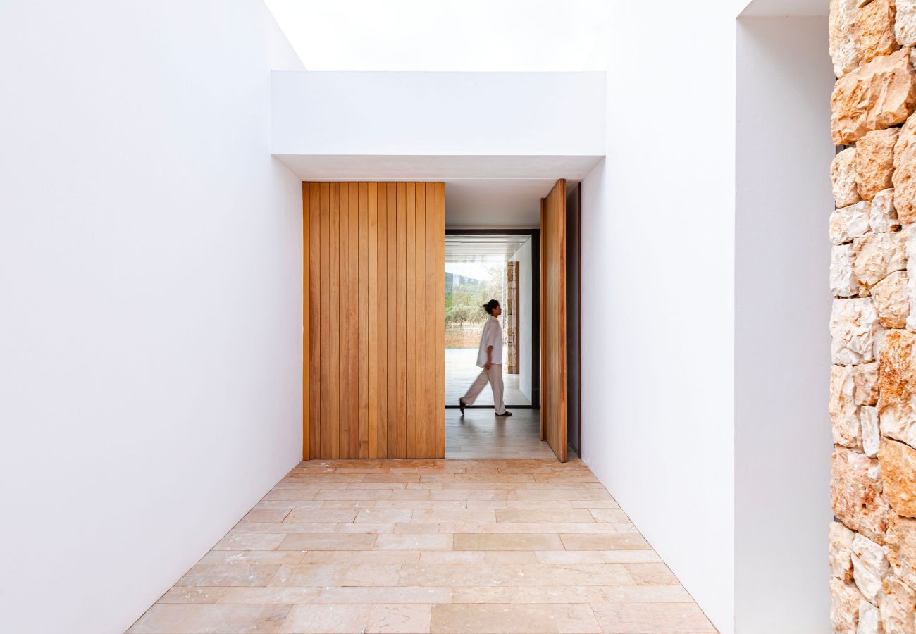 Villa in Santa Eulalia des Riu - Can Rafalet - Modern style&brand new villa with pool, garden and  BBQ Villa in Santa Eulalia des Riu - Can Rafalet - Modern style&brand new villa with pool, garden and  BBQ