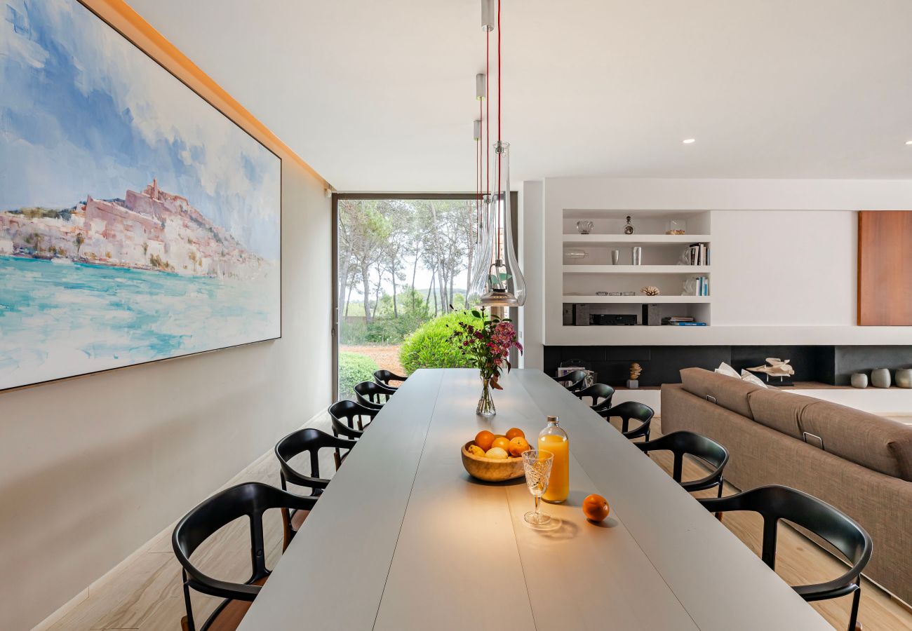 Villa in Santa Eulalia des Riu - Can Rafalet - Modern style&brand new villa with pool, garden and  BBQ Villa in Santa Eulalia des Riu - Can Rafalet - Modern style&brand new villa with pool, garden and  BBQ