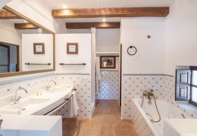 Villa in Santa Eulalia des Riu - Can Vicent Rafal newbuilt villa with pool&BBQ Villa in Santa Eulalia des Riu - Can Vicent Rafal newbuilt villa with pool&BBQ