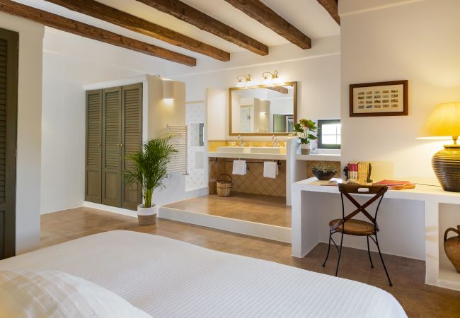 Villa in Santa Eulalia des Riu - Can Vicent Rafal newbuilt villa with pool&BBQ Villa in Santa Eulalia des Riu - Can Vicent Rafal newbuilt villa with pool&BBQ