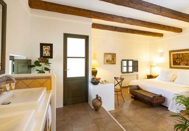 Villa in Santa Eulalia des Riu - Can Vicent Rafal newbuilt villa with pool&BBQ Villa in Santa Eulalia des Riu - Can Vicent Rafal newbuilt villa with pool&BBQ