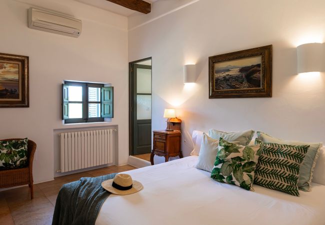 Villa in Santa Eulalia des Riu - Can Vicent Rafal newbuilt villa with pool&BBQ Villa in Santa Eulalia des Riu - Can Vicent Rafal newbuilt villa with pool&BBQ