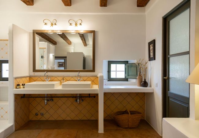 Villa in Santa Eulalia des Riu - Can Vicent Rafal newbuilt villa with pool&BBQ Villa in Santa Eulalia des Riu - Can Vicent Rafal newbuilt villa with pool&BBQ