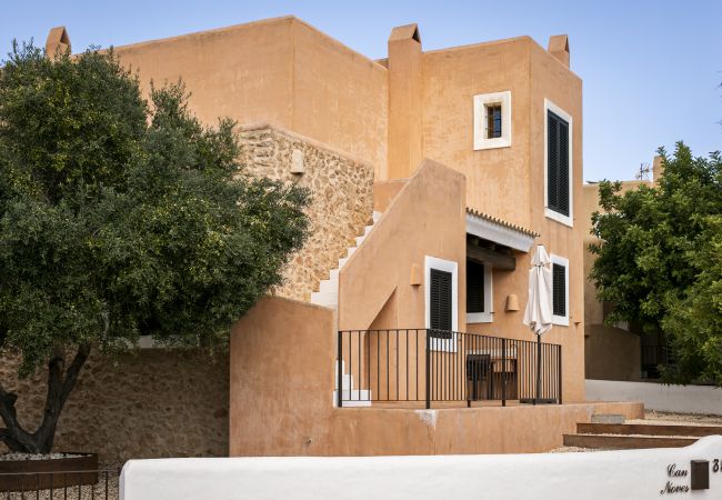 Villa in Sant Francesc de Formentera - CAN NOVES- Magnificent newly built villa, central and well equipped Villa in Sant Francesc de Formentera - CAN NOVES- Magnificent newly built villa, central and well equipped