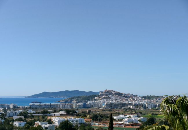 Villa in Nuestra Sra de Jesus - Stuning views´s villa with pool close to beach and Ibiza Villa in Nuestra Sra de Jesus - Stuning views´s villa with pool close to beach and Ibiza