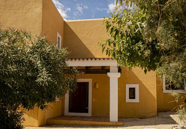 villa à Sant Francesc de Formentera - CAN NOVES -Villa située au centre, avec grand porche et barbecue