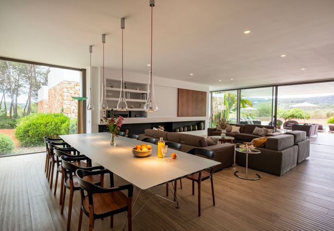 Villa a Santa Eulalia des Riu - Can Rafalet - Modern style&brand new villa with pool, garden and  BBQ Villa a Santa Eulalia des Riu - Can Rafalet - Modern style&brand new villa with pool, garden and  BBQ