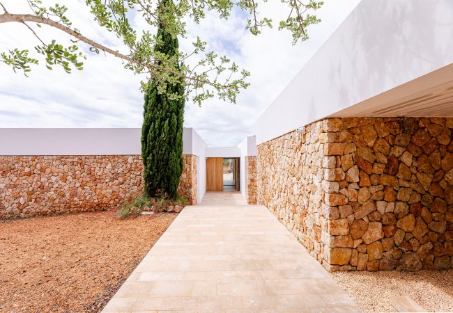 Villa a Santa Eulalia des Riu - Can Rafalet - Modern style&brand new villa with pool, garden and  BBQ Villa a Santa Eulalia des Riu - Can Rafalet - Modern style&brand new villa with pool, garden and  BBQ